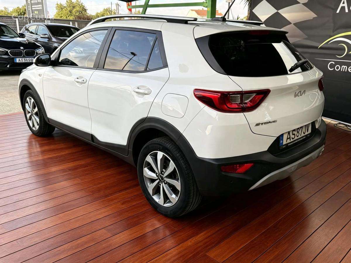 kia-stonic-2022-gasolina-1197cc