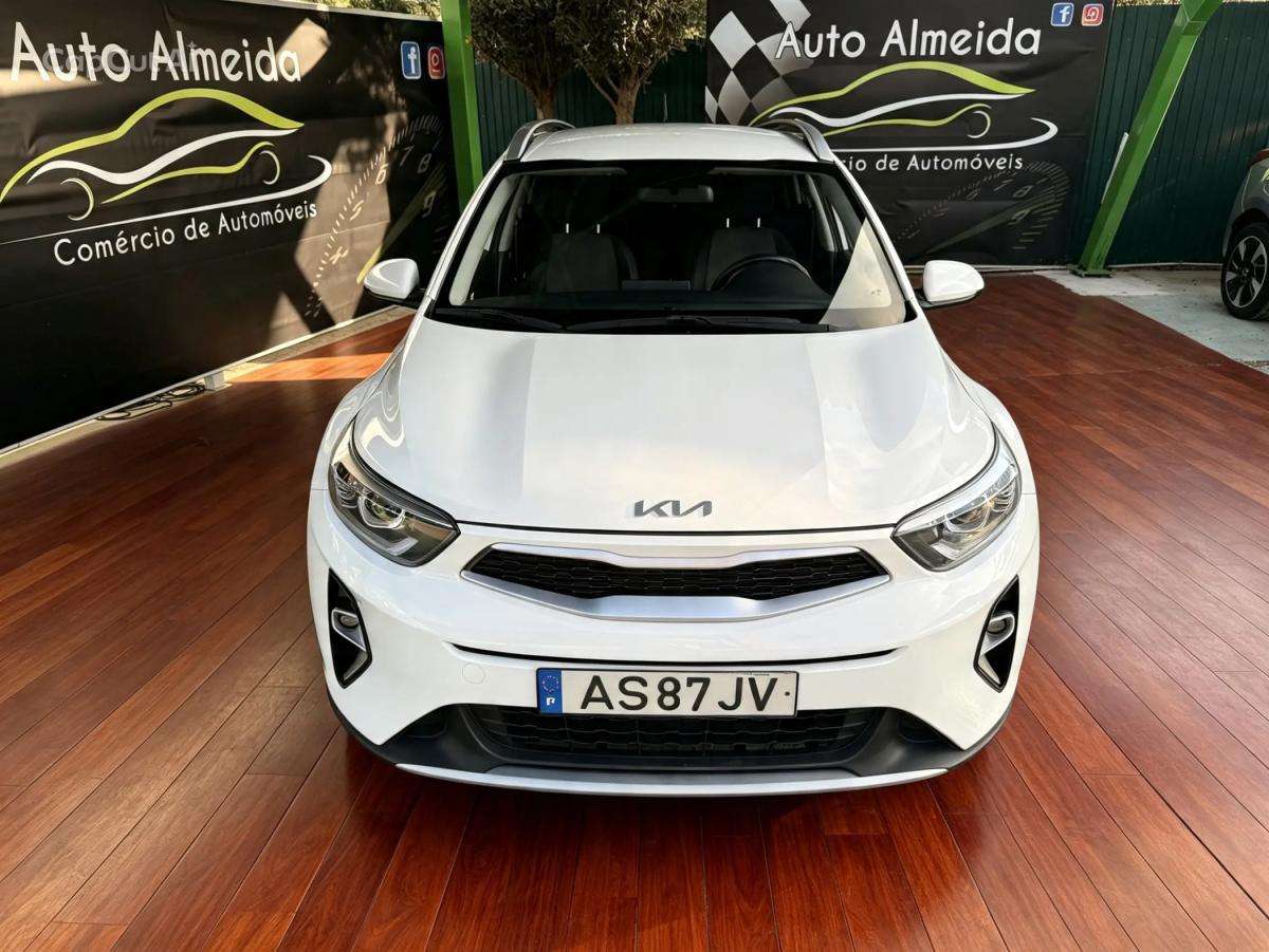 kia-stonic-2022-gasolina-1197cc