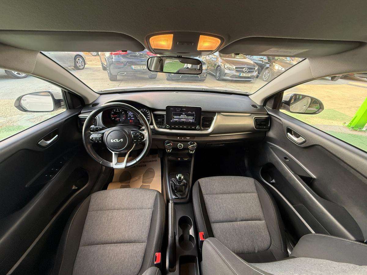 kia-stonic-2022-gasolina-1197cc