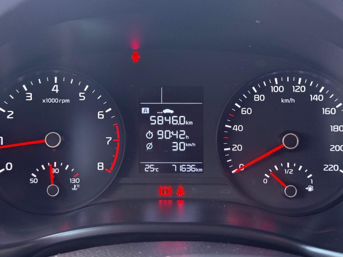 kia-stonic-2022-gasolina-1197cc
