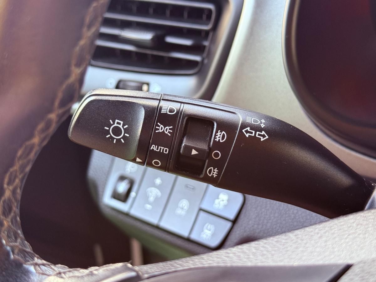 kia-stonic-2022-gasolina-1197cc