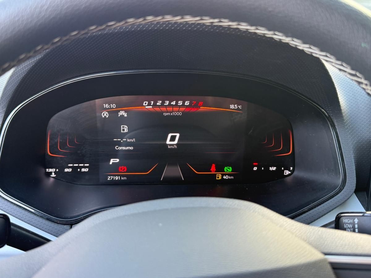 seat-arona-2023-gasolina-999cc