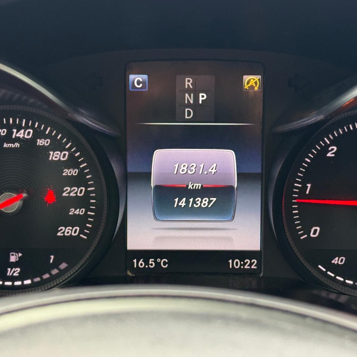 mercedes-benz-glc-2018-diesel-2143cc