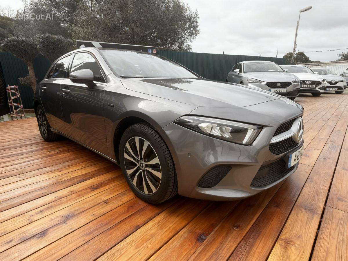 mercedes-benz-classe-a-2020-hibrido-a-gasolina-1332cc