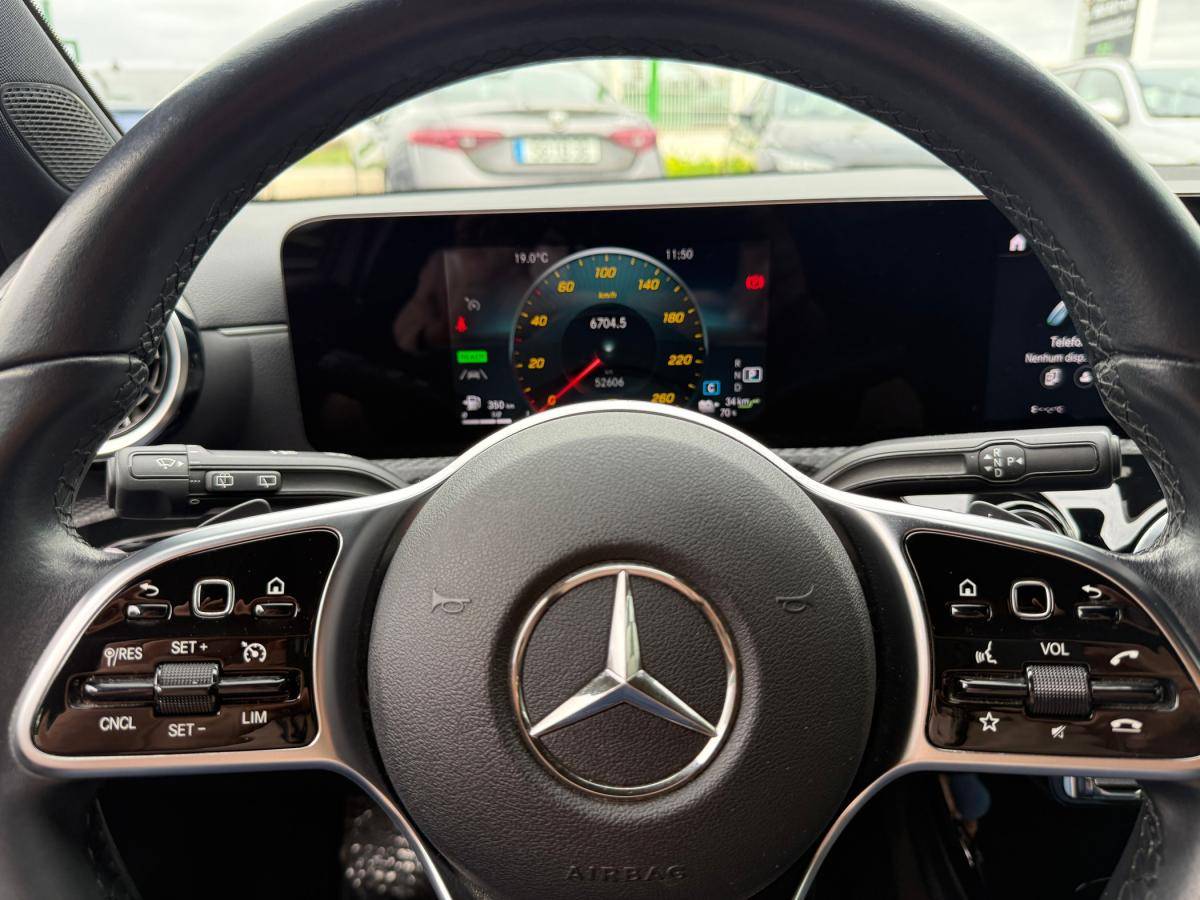mercedes-benz-classe-a-2020-hibrido-a-gasolina-1332cc
