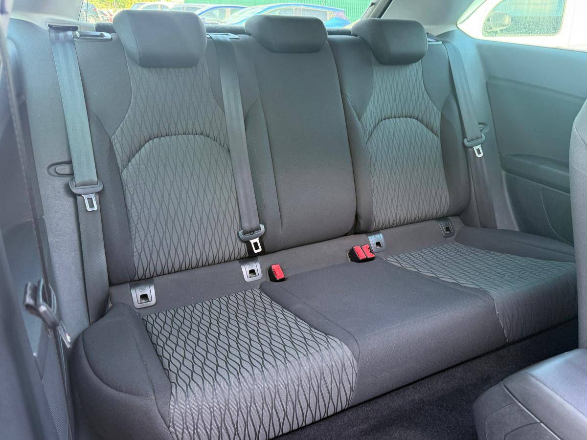 seat-leon-2013-diesel-1598cc