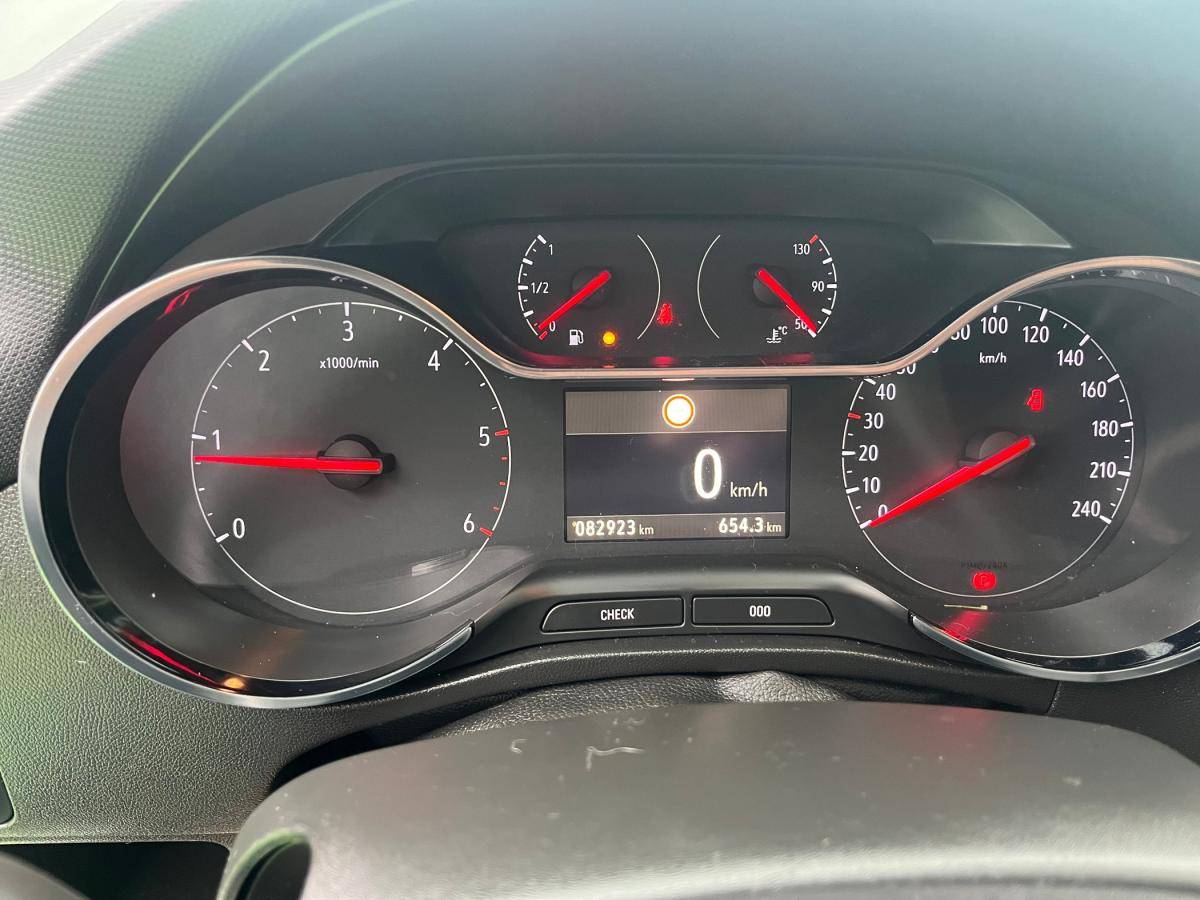opel-crossland-x-2018-diesel-1560cc