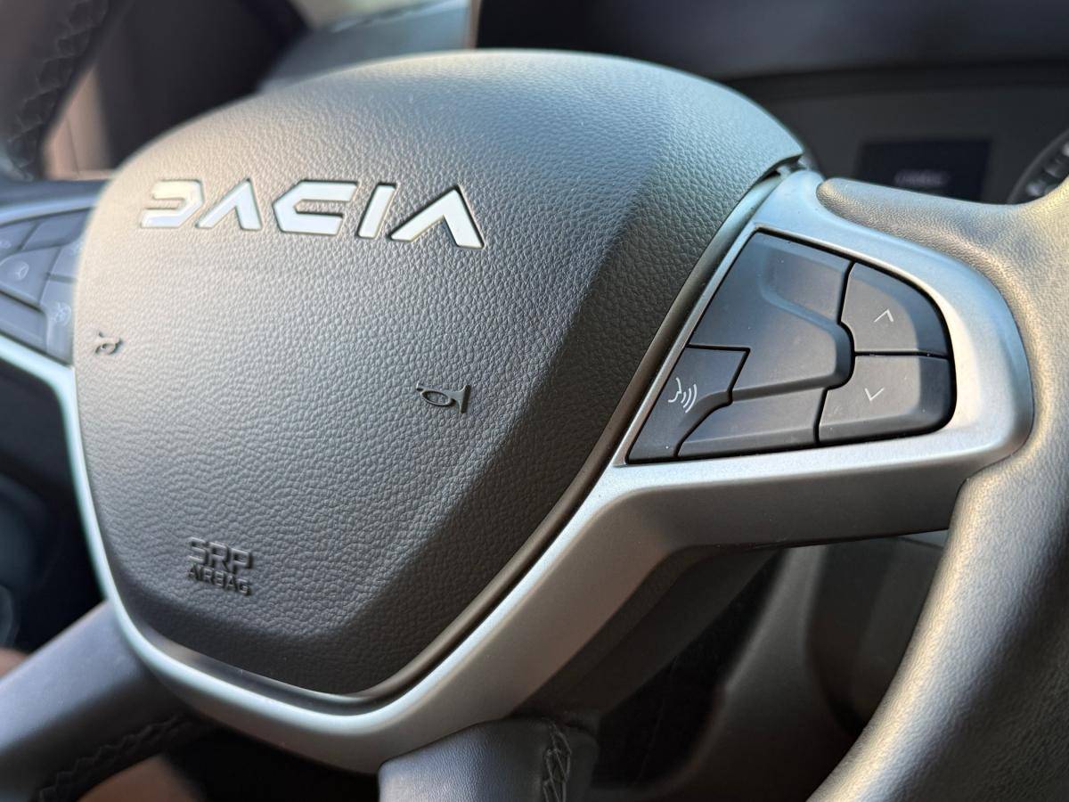 dacia-duster-2023-gasolina-1332cc