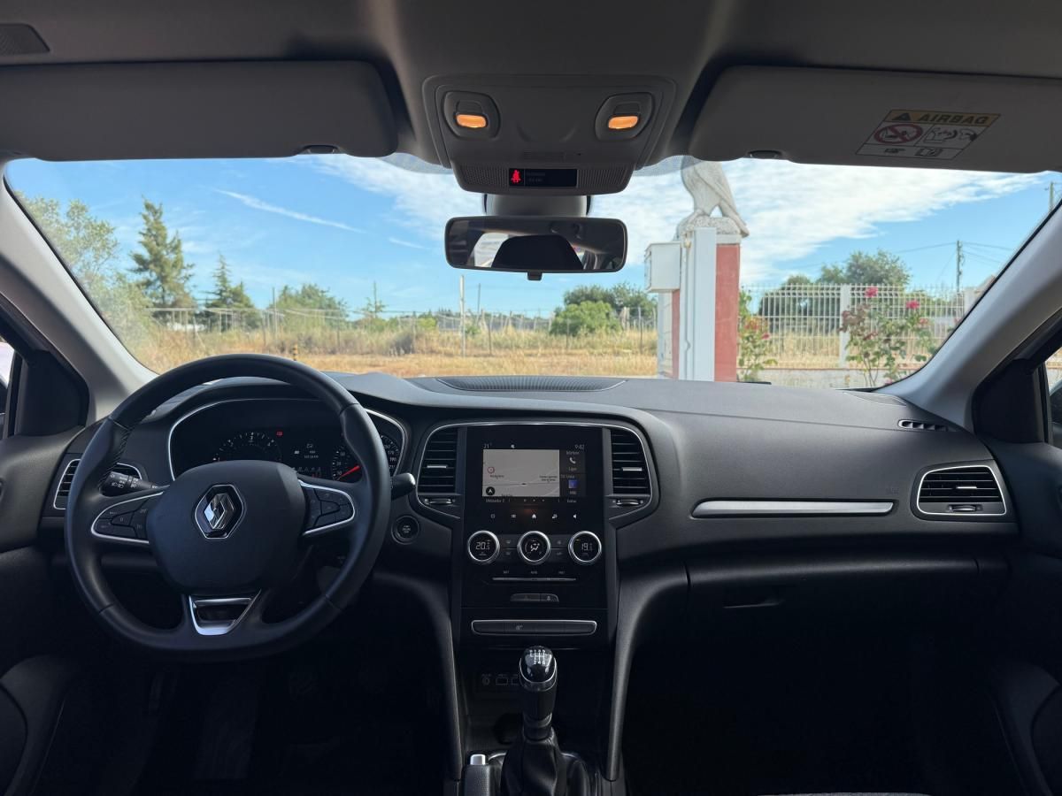 renault-megane-sport-tourer-2022-diesel-1461cc