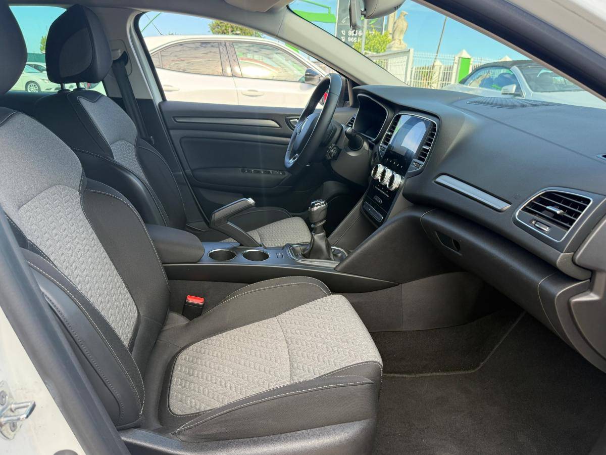 renault-megane-sport-tourer-2022-diesel-1461cc