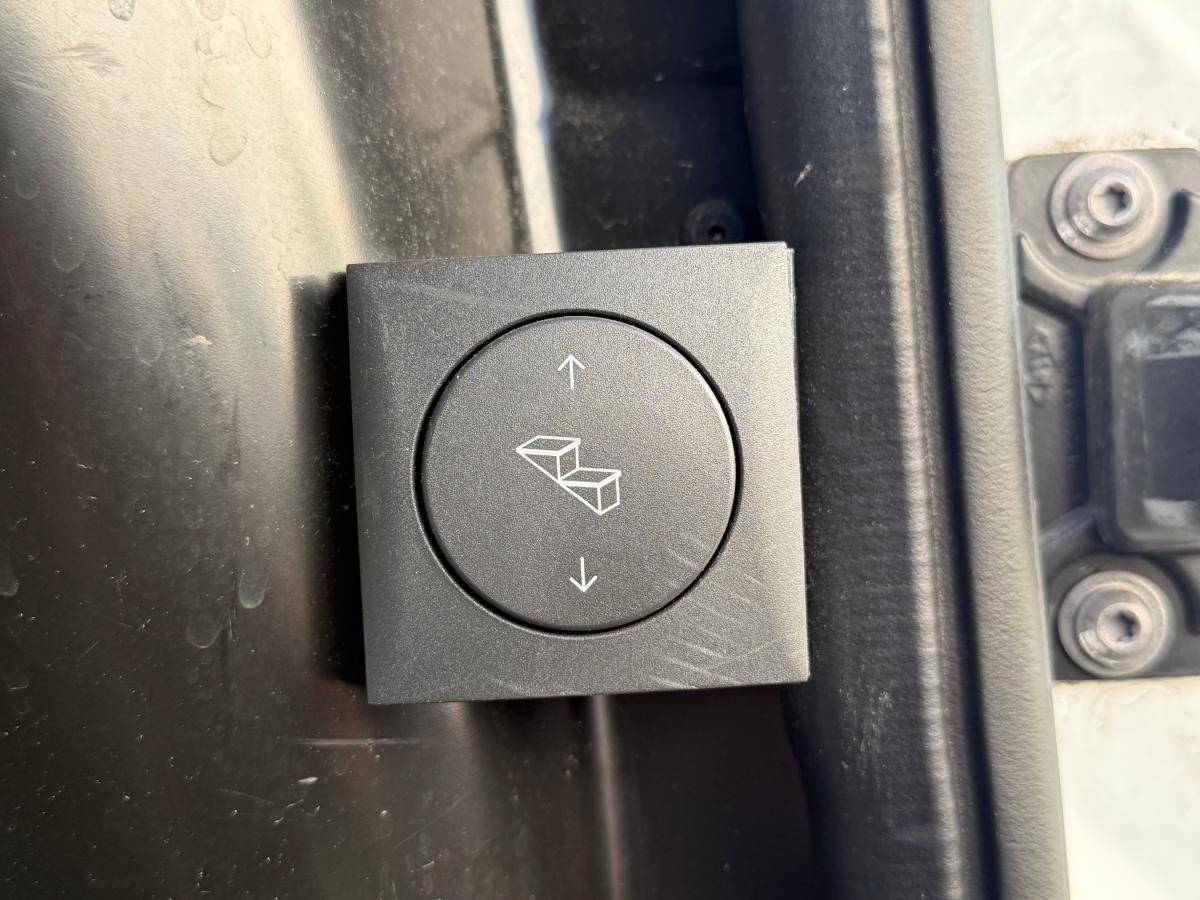 renault-master-2022-diesel-2299cc