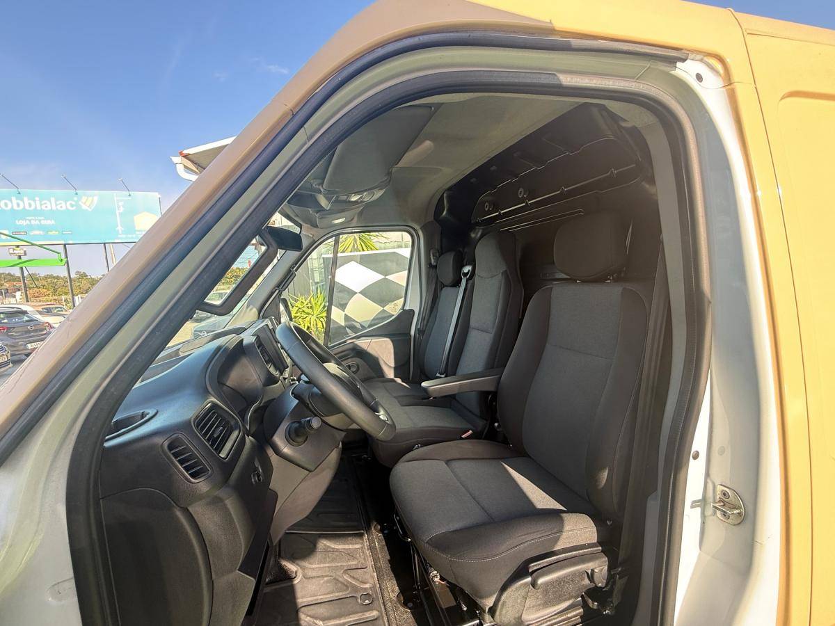 renault-master-2022-diesel-2299cc