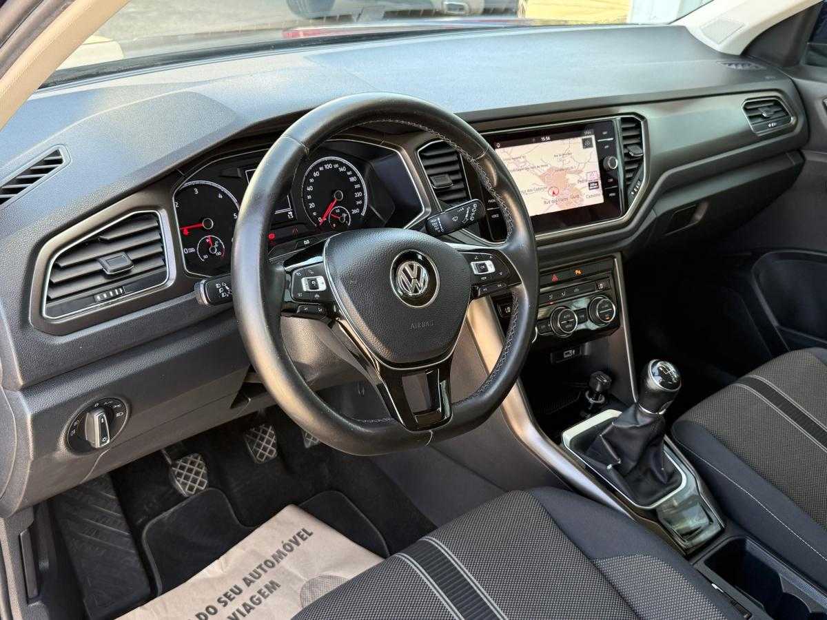 volkswagen-t-roc-2018-diesel-1598cc