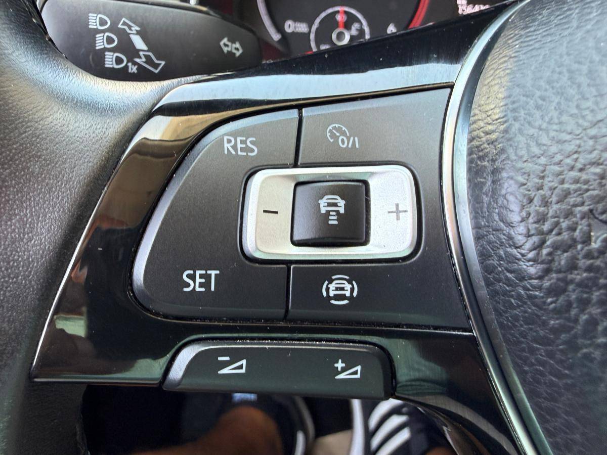 volkswagen-t-roc-2018-diesel-1598cc