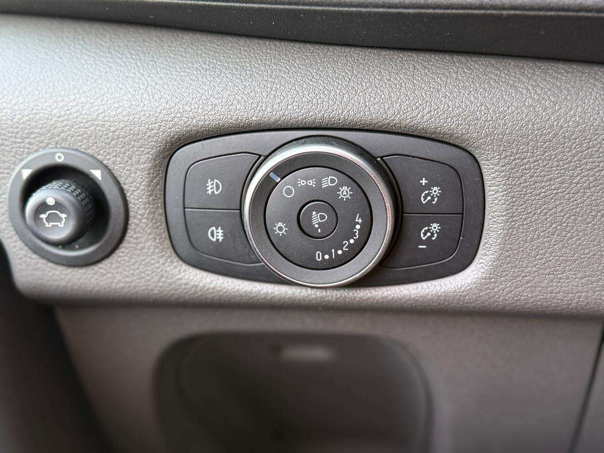 ford-transit-2024-diesel-1995cc