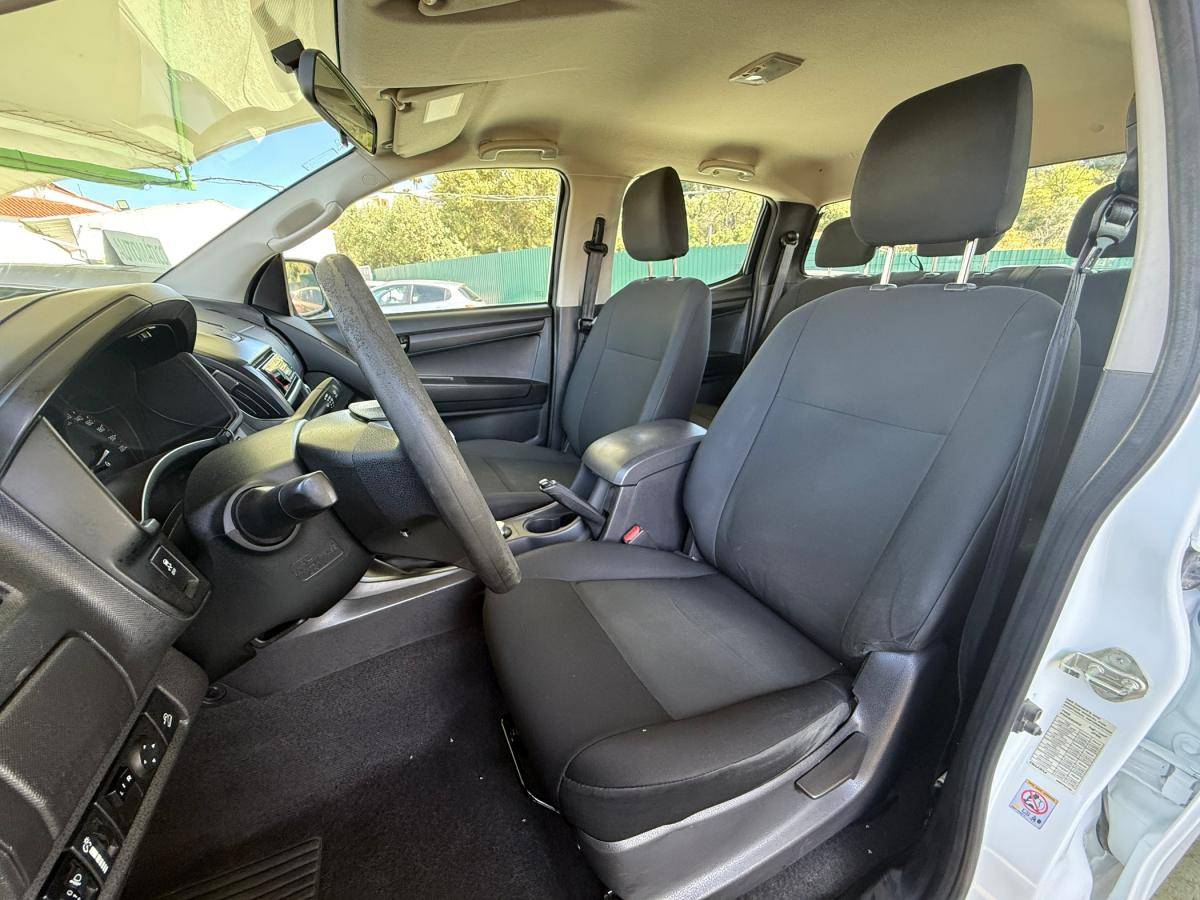 isuzu-d-max-2018-diesel-1898cc