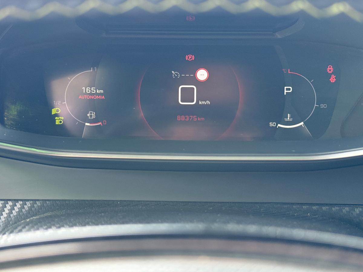 peugeot-2008-2022-diesel-1499cc