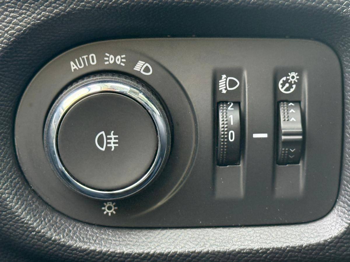 opel-corsa-2020-diesel-1499cc