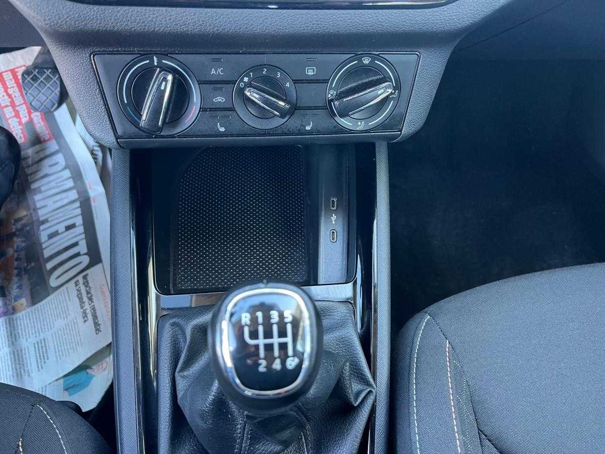skoda-scala-2023-gasolina-999cc