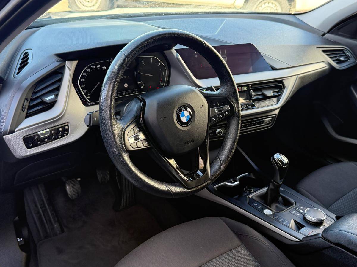 bmw-serie-1-2019-diesel-1496cc