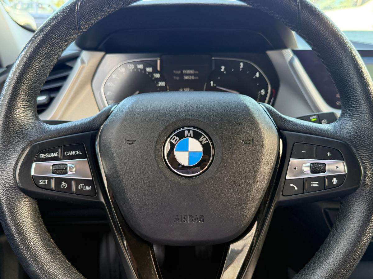 bmw-serie-1-2019-diesel-1496cc