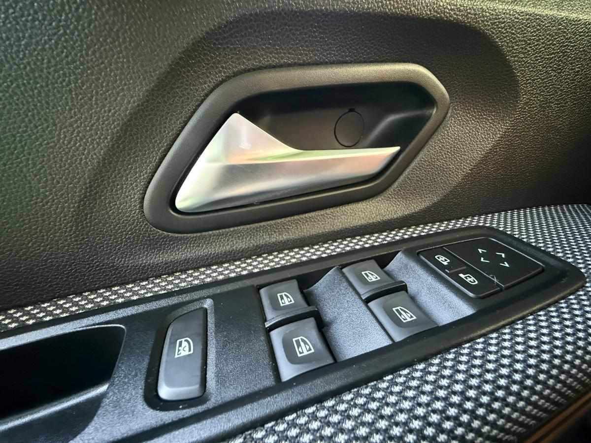dacia-sandero-2022-gasolina-999cc