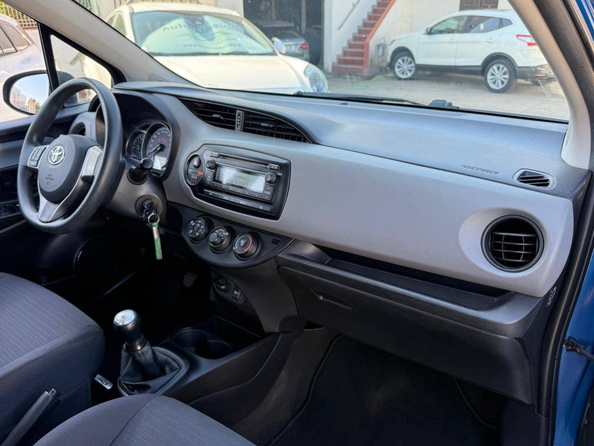 toyota-yaris-2015-gasolina-998cc