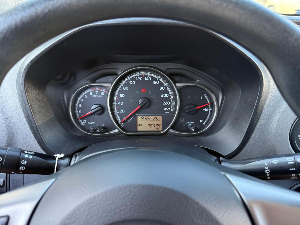 toyota-yaris-2015-gasolina-998cc