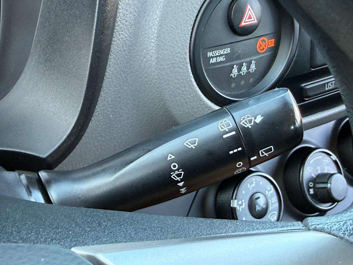 toyota-yaris-2015-gasolina-998cc