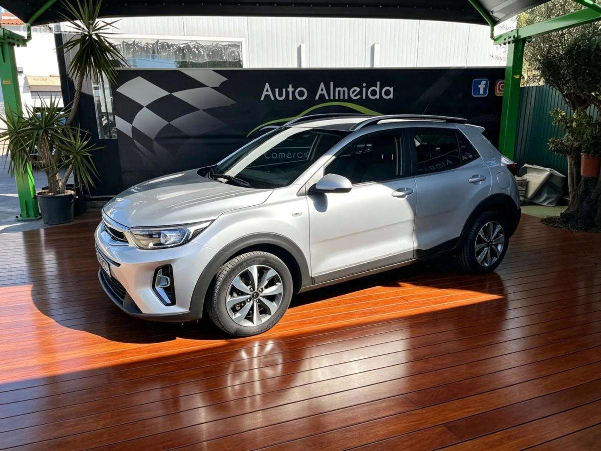 kia-stonic-2022-gasolina-998cc