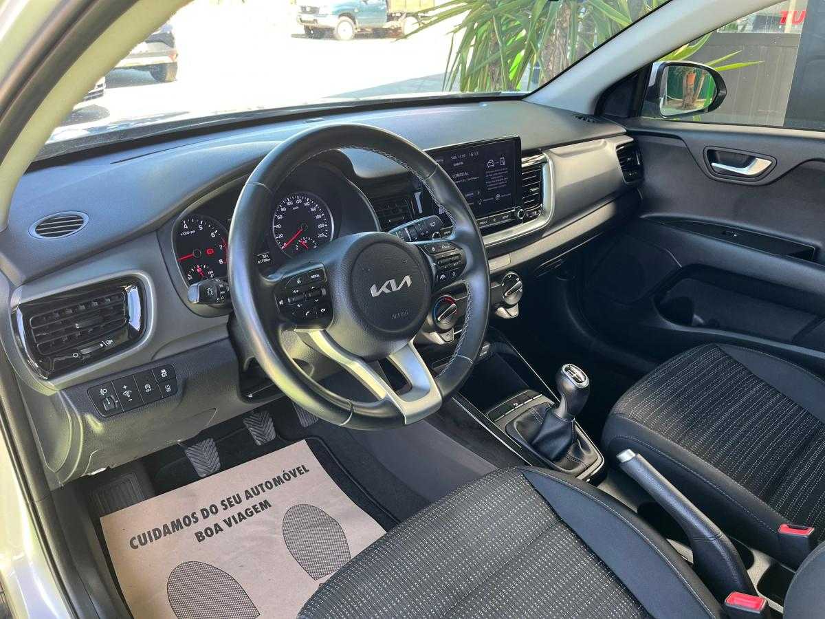 kia-stonic-2022-gasolina-998cc