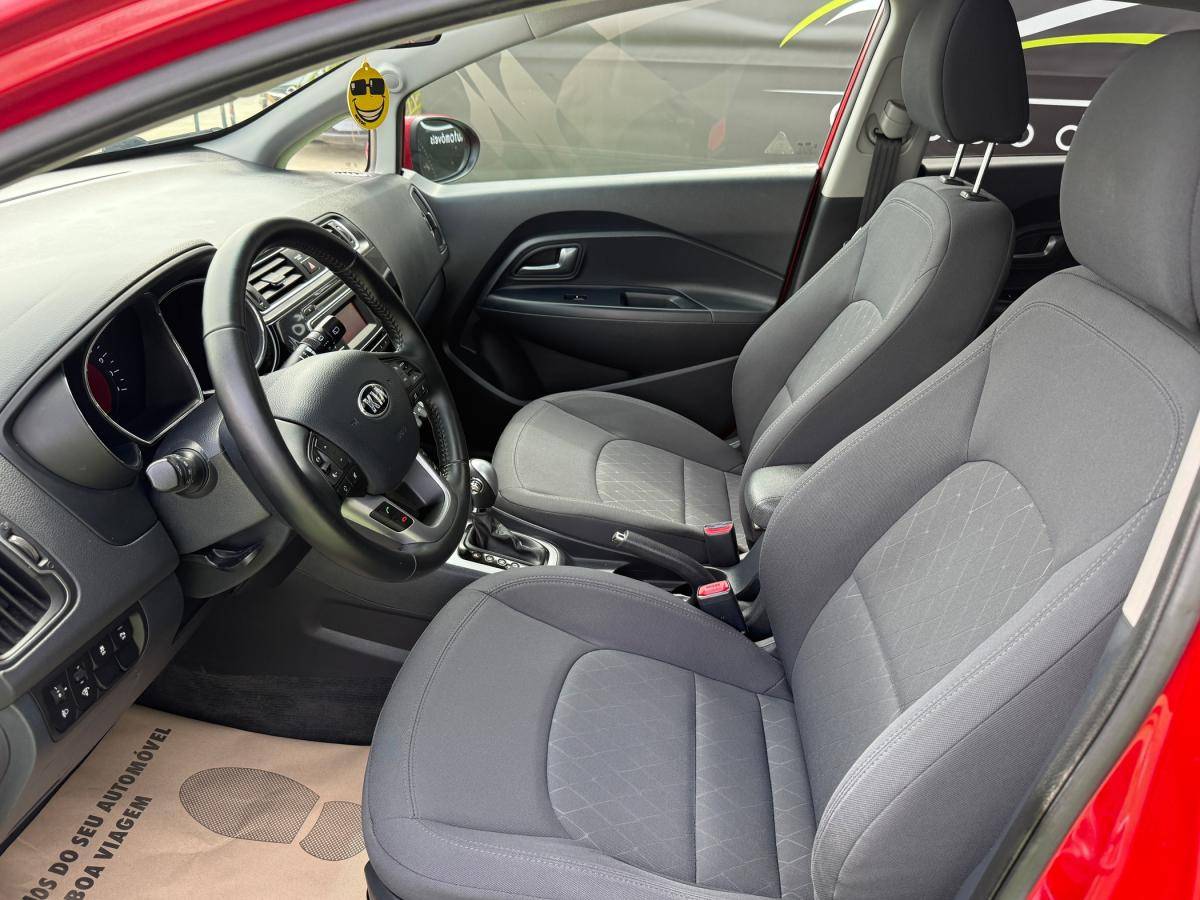 kia-rio-2017-gasolina-1396cc