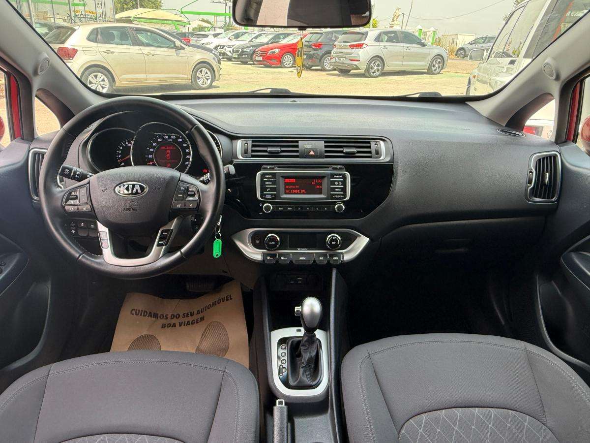 kia-rio-2017-gasolina-1396cc