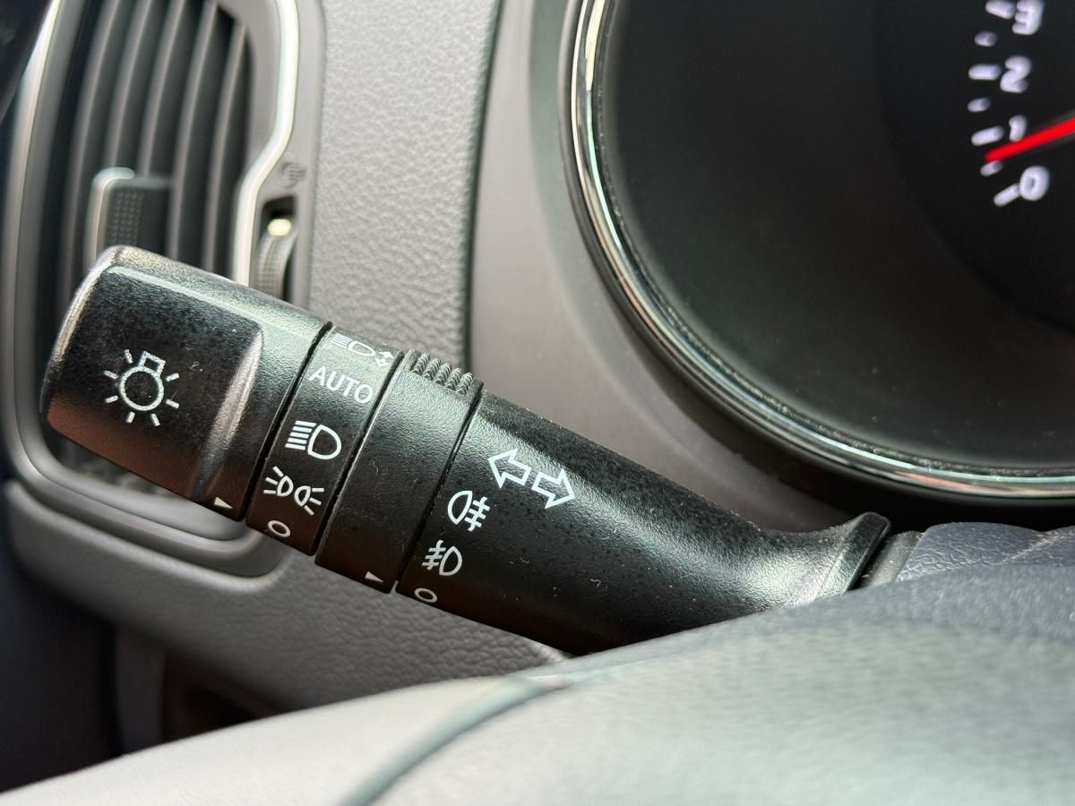 kia-rio-2017-gasolina-1396cc