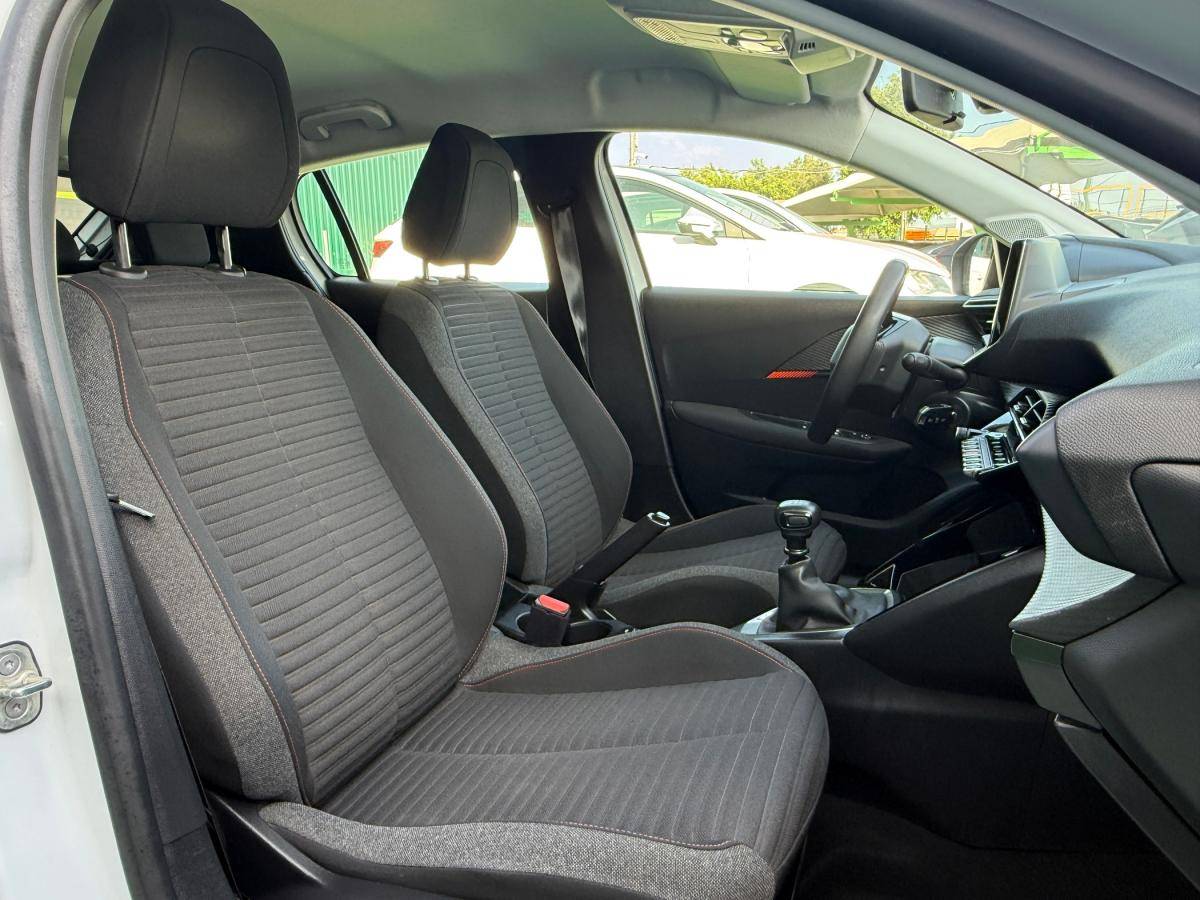 peugeot-208-2023-diesel-1499cc
