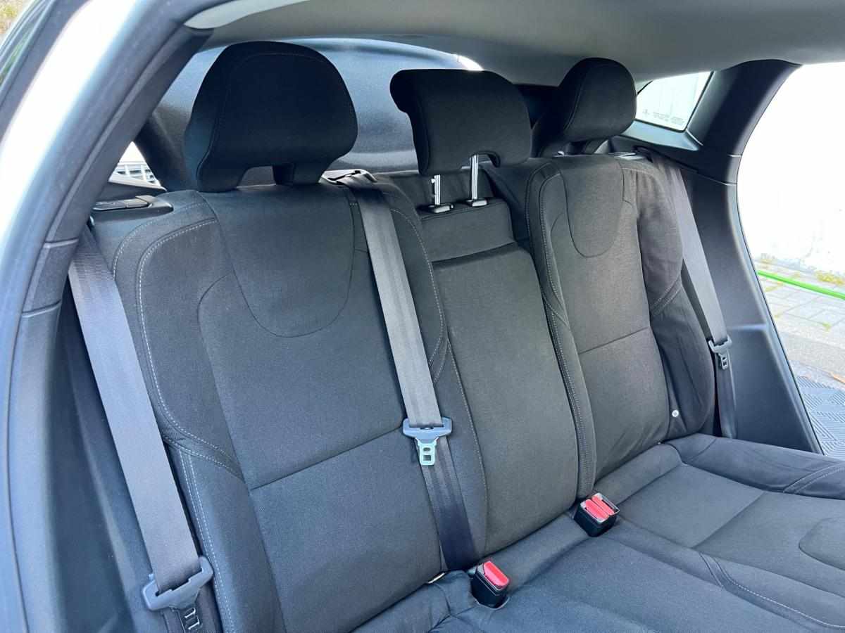 volvo-v40-d2-2013-diesel-1560cc
