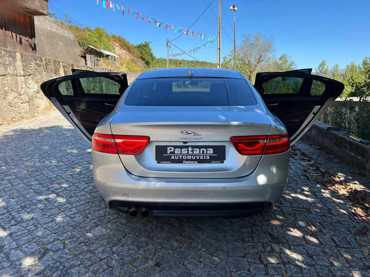 jaguar-xe-20d-2016-diesel-1999cc