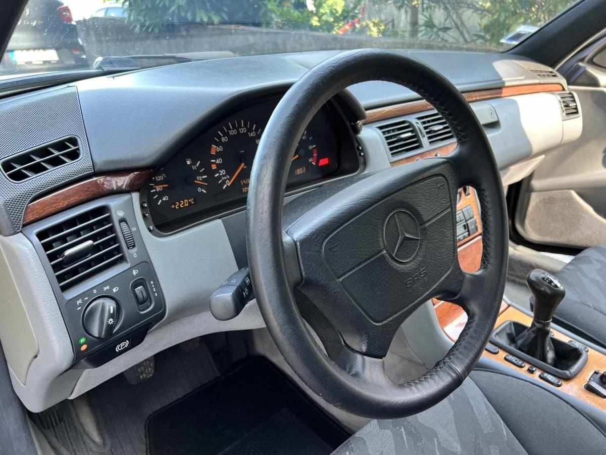 mercedes-benz-classe-e-e-220-d-1997-diesel-2155cc