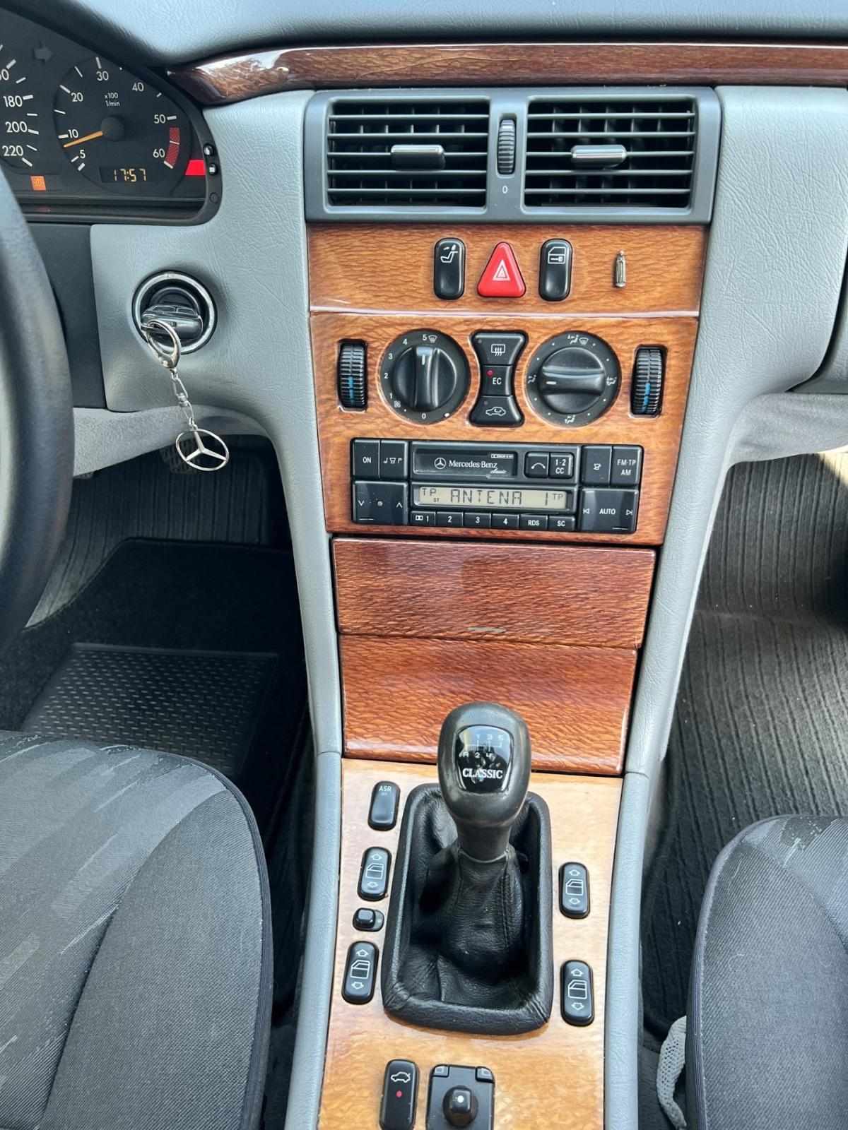 mercedes-benz-classe-e-e-220-d-1997-diesel-2155cc