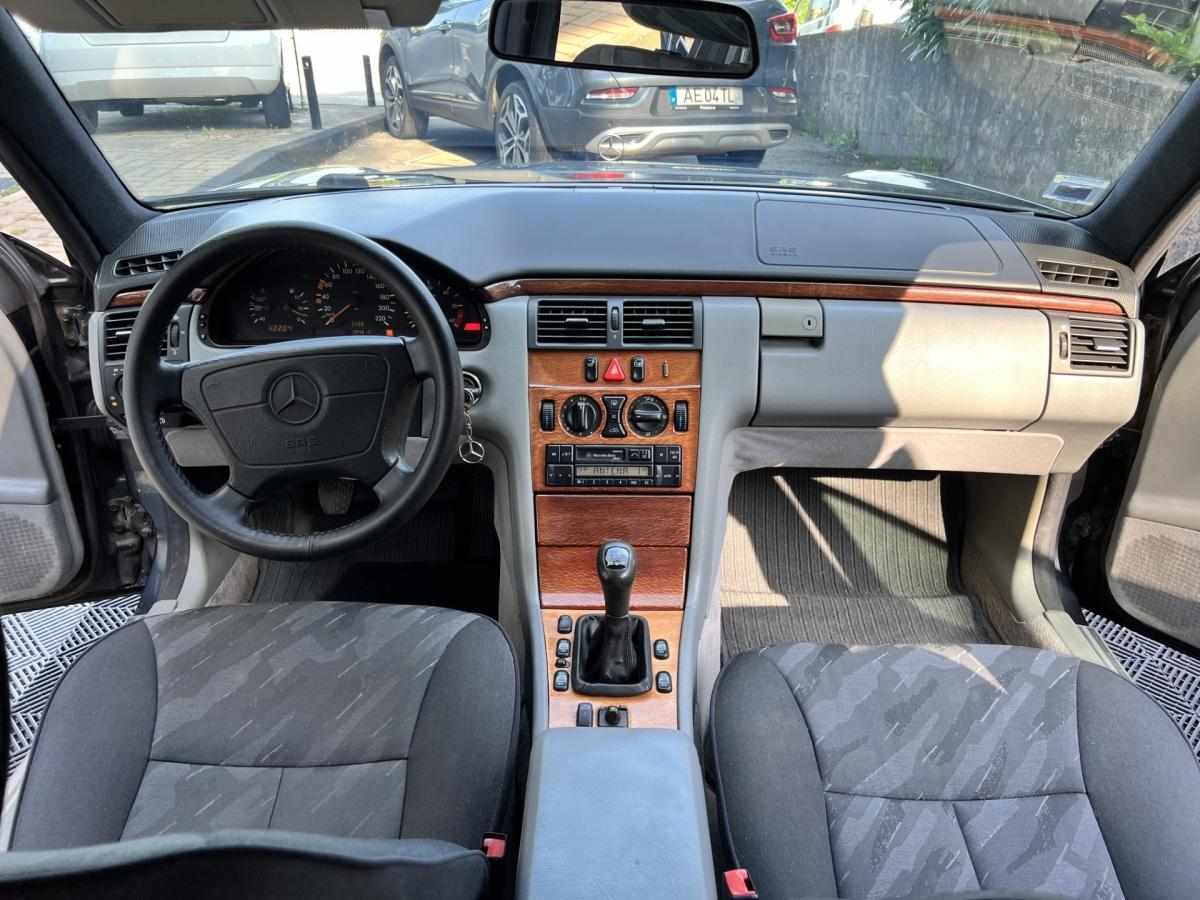mercedes-benz-classe-e-e-220-d-1997-diesel-2155cc