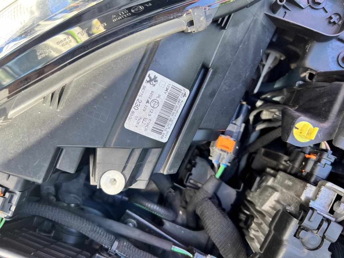 peugeot-308-1-6-bluehdi-fap-2015-diesel-1560cc