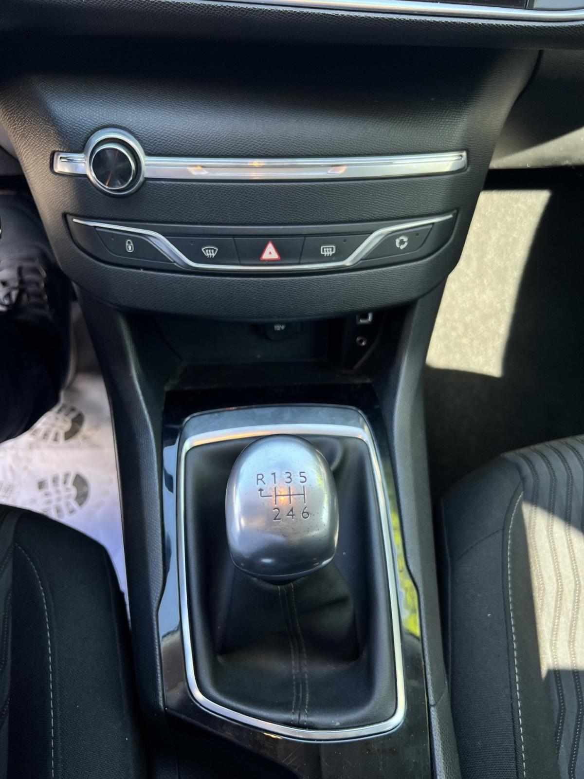 peugeot-308-1-6-bluehdi-fap-2015-diesel-1560cc