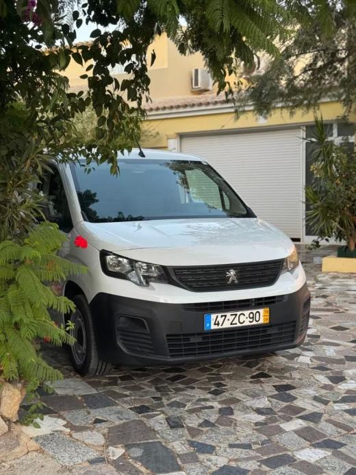 peugeot-partner-2019-diesel-1560cc