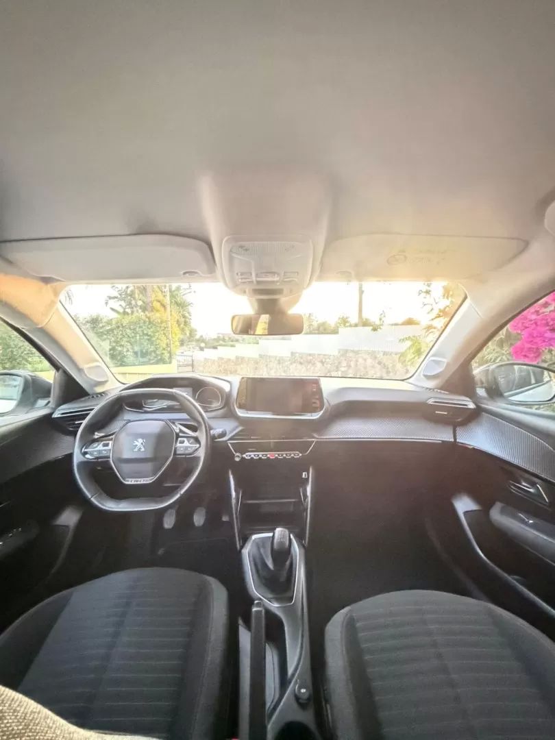 peugeot-208-2023-gasolina-1199cc
