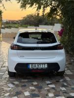 peugeot-208-2023-gasolina-1199cc