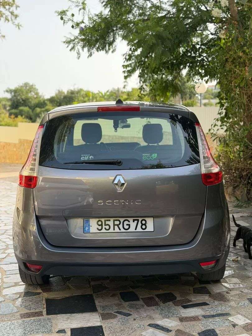 renault-scenic-2012-diesel-1461cc