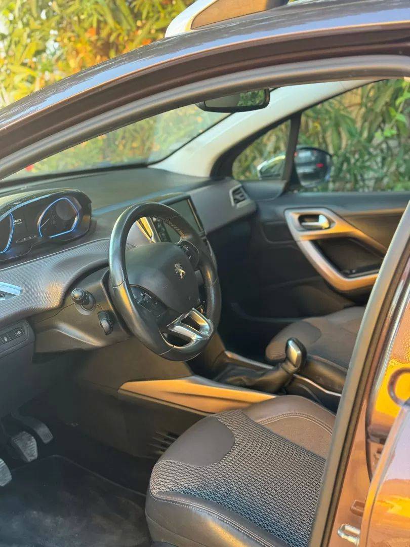 peugeot-2008-2014-diesel-1560cc