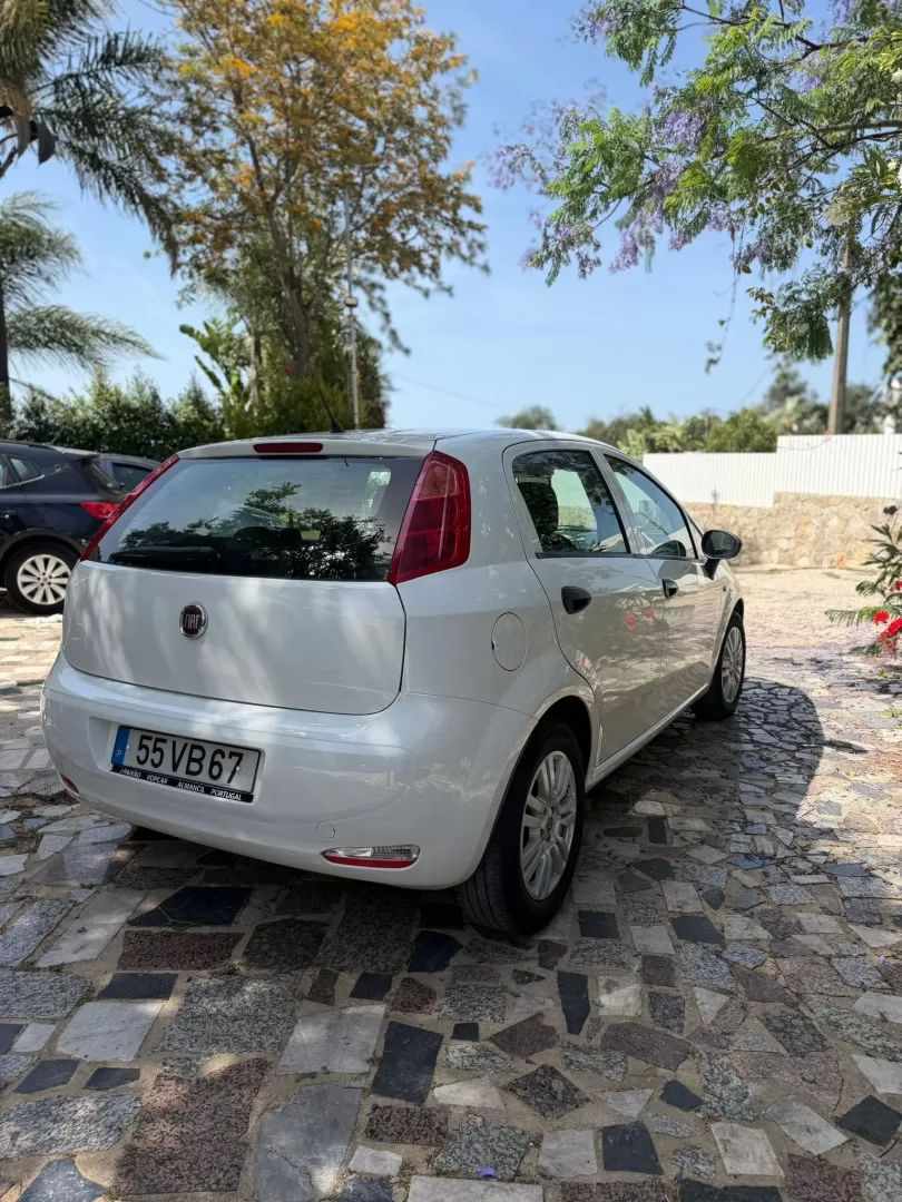 fiat-punto-2018-diesel-1248cc