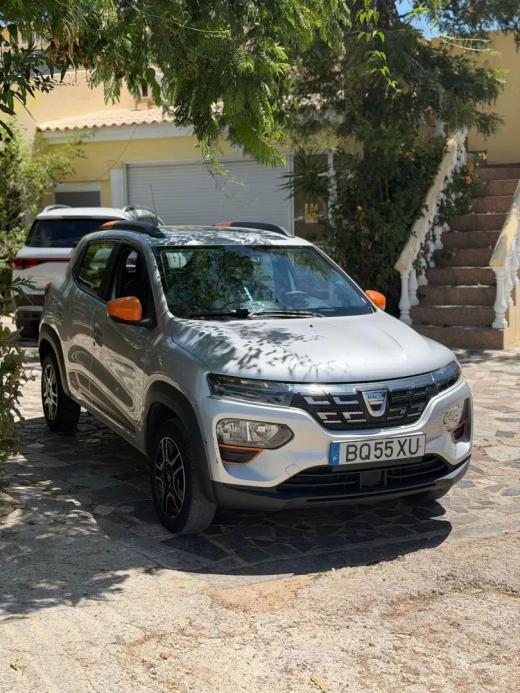 dacia-spring-2022-eletrico-200cc