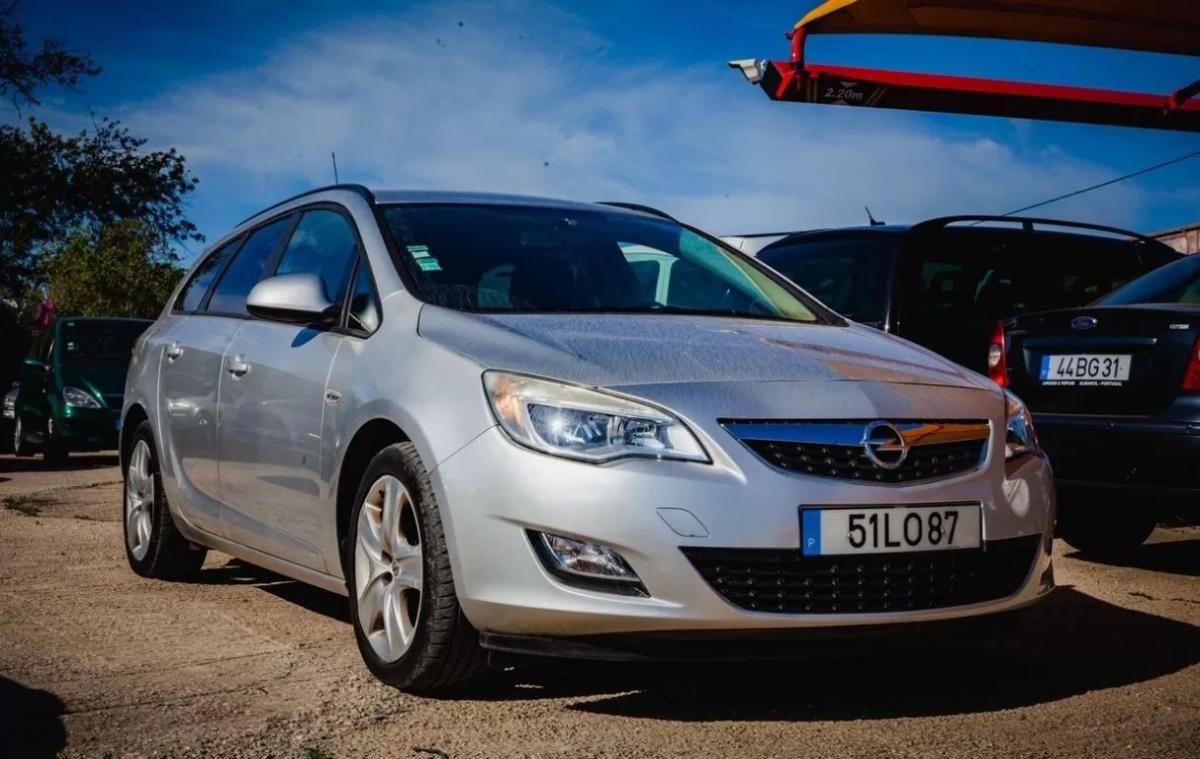 opel-astra-2011-diesel-1248cc